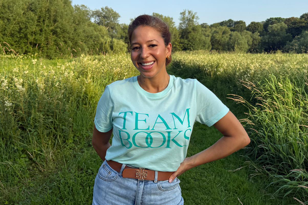 Team Books Green Tee